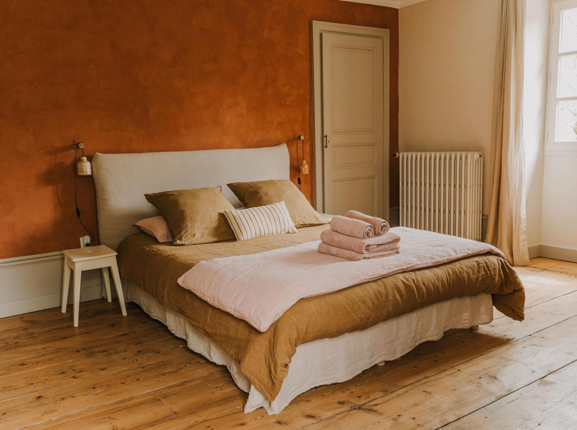 Maison D'Hotes Et Gite De Charme Avec Piscine, La Lhuiseraie Bilik gambar